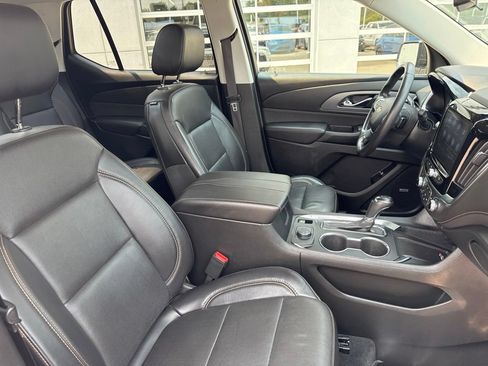 Used 2020 Chevrolet Traverse Premier w/ Redline Edition AWD/4WD image 41