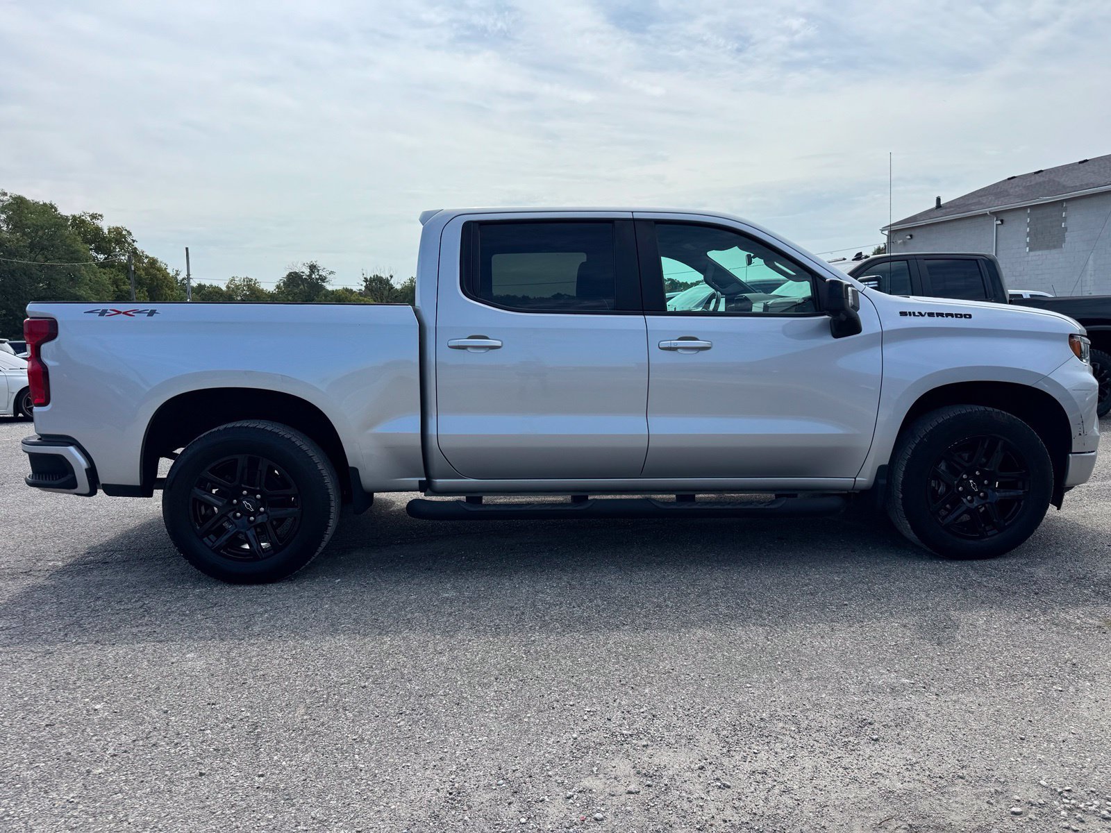 Used 2022 Chevrolet Silverado 1500 RST w/ Rally Edition AWD/4WD image 5