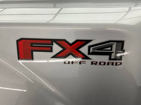 Used 2021 Ford F350 Lariat w/ Lariat Ultimate Package AWD/4WD image 30