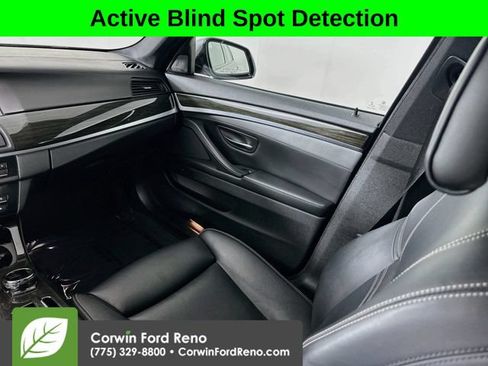 Used 2016 BMW 550i xDrive Sedan AWD/4WD image 25