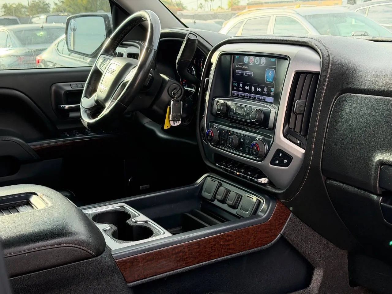 Used 2017 GMC Sierra 1500 SLT AWD/4WD image 29
