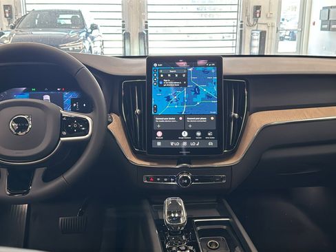 New 2026 Volvo XC60 B5 Core w/ Climate Package AWD/4WD image 11