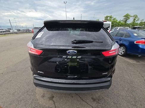 Used 2023 Ford Edge SEL w/ Convenience Package AWD/4WD image 4