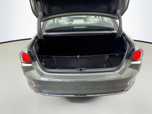 Used 2025 Lexus ES 300h Ultra Luxury w/ Accessory Package (Z2) FWD image 25
