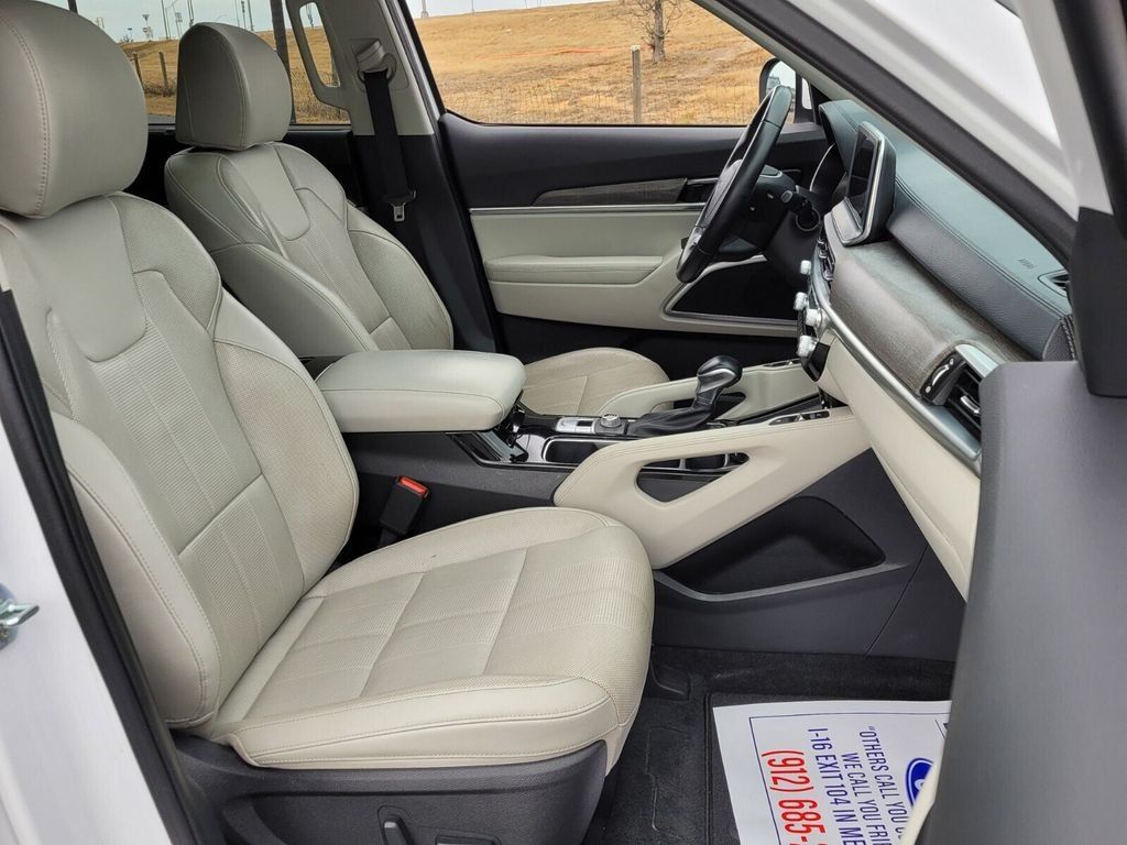 Used 2022 Kia Telluride EX FWD image 15