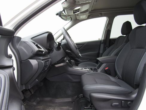 Used 2019 Subaru Forester Premium image 9