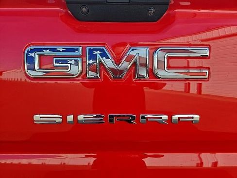 Used 2019 GMC Sierra 1500 SLE w/ SLE Value Package image 26