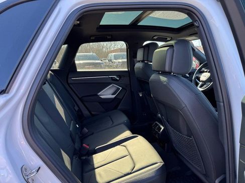 New 2025 Audi Q3 2.0T Premium image 7