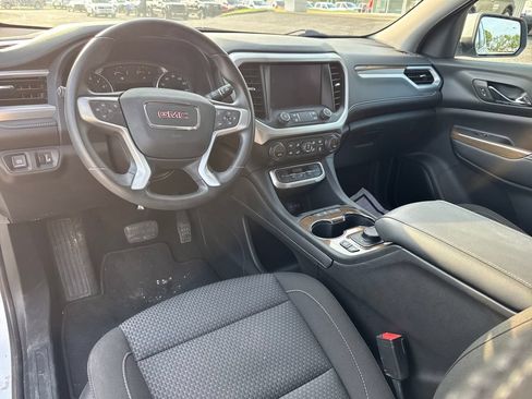 Used 2023 GMC Acadia SLE w/ Driver Convenience Package AWD/4WD image 8