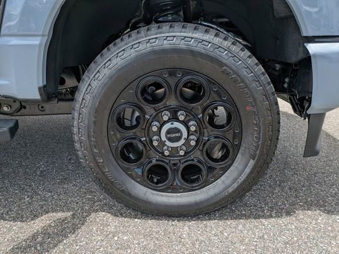 New 2026 Ford F350 Lariat w/ Black Appearance Package AWD/4WD image 10