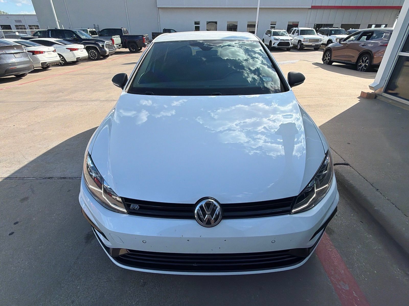 Used 2019 Volkswagen Golf R 4-Door AWD/4WD image 3