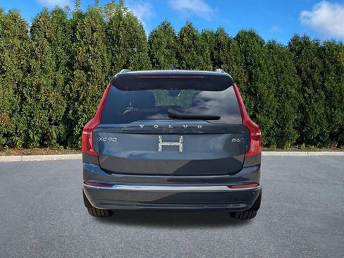Used 2024 Volvo XC90 B6 Ultimate w/ Protection Package Premier image 5