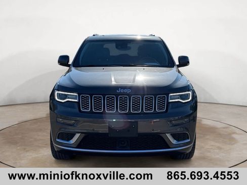 Used 2017 Jeep Grand Cherokee Summit w/ Platinum Series Group image 8