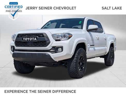 Used 2020 Toyota Tacoma SR5 AWD/4WD image 1