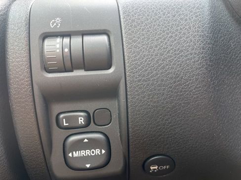 Used 2010 Subaru Forester 2.5X image 18