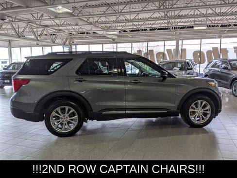 Used 2024 Ford Explorer XLT w/ Equipment Group 202A image 9
