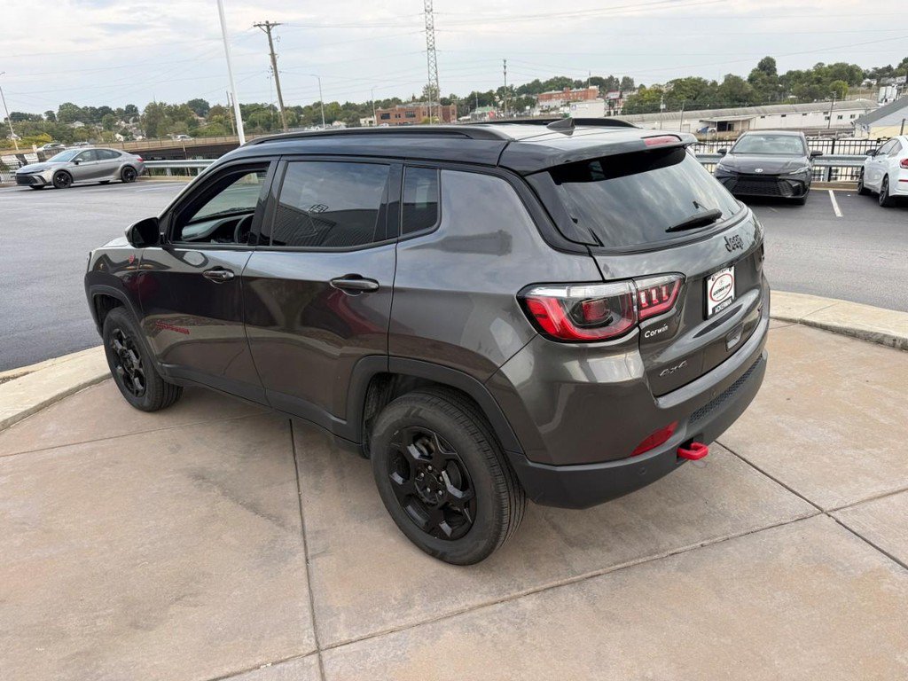 Used 2023 Jeep Compass Trailhawk AWD/4WD image 10
