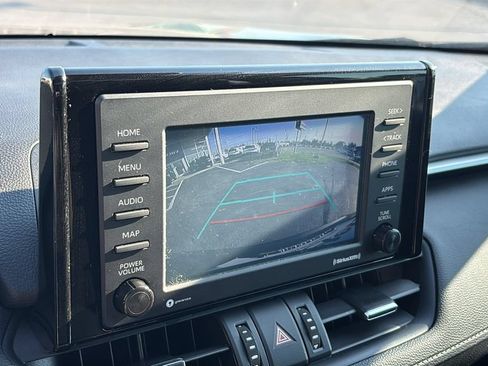Used 2021 Toyota RAV4 XLE Premium FWD image 19