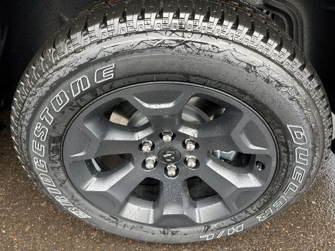 New 2026 RAM 1500 Express AWD/4WD image 4