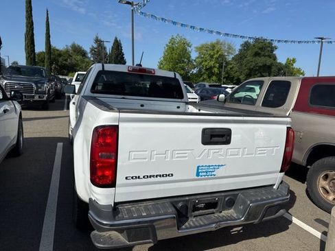 Used 2022 Chevrolet Colorado W/T RWD image 3