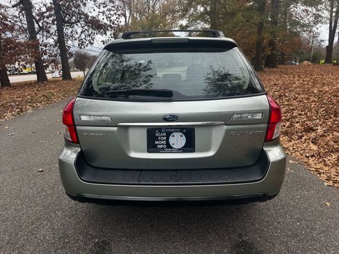 Used 2009 Subaru Outback 2.5i Special Edition image 9