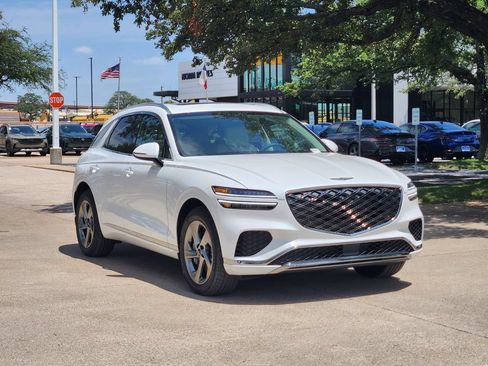 New 2026 Genesis GV70 2.5T Select AWD/4WD image 2