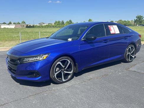 Used 2022 Honda Accord Sport image 5