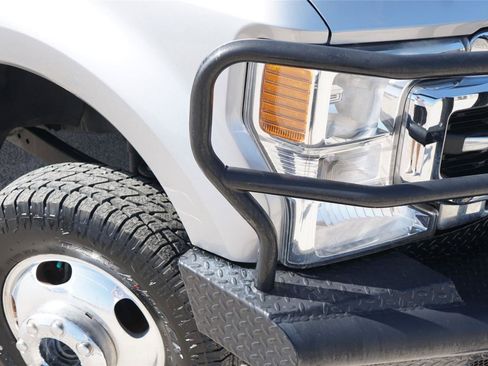 Used 2020 Ford F350 XL w/ STX Appearance Package AWD/4WD image 3