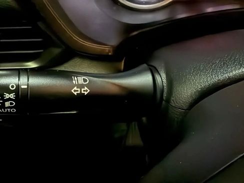 Used 2021 Nissan Sentra S FWD image 14
