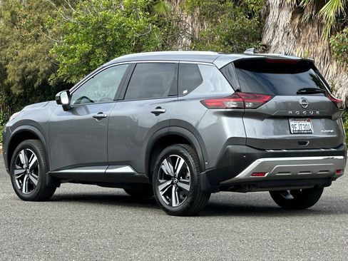 Used 2023 Nissan Rogue Platinum w/ Platinum Premium Package FWD image 5