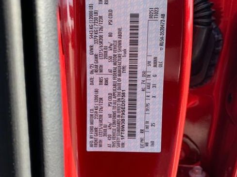 New 2025 Ford F350 XLT w/ Black Appearance Package image 24