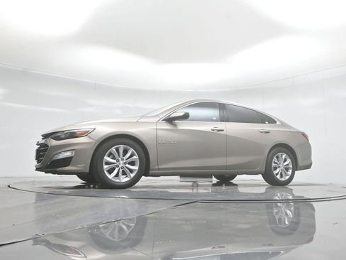 Used 2022 Chevrolet Malibu LT image 52