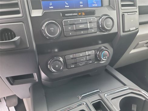 Certified 2020 Ford F150 XL w/ Equipment Group 101A Mid image 17