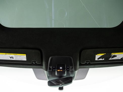 Used 2020 Porsche Taycan Turbo S image 21