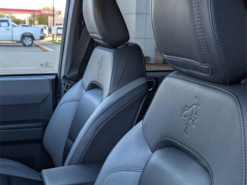 Used 2024 Ford Bronco Black Diamond image 22