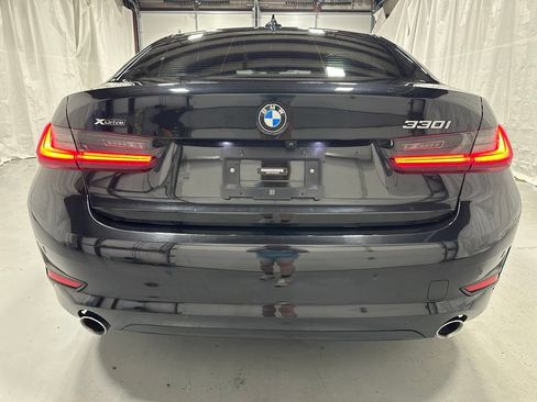 Used 2022 BMW 330i xDrive Sedan AWD/4WD image 6