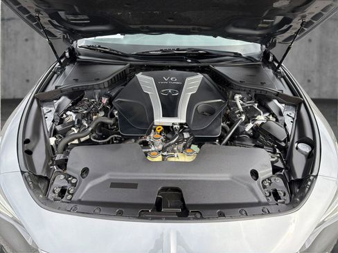 Used 2017 INFINITI Q60 3.0t w/ Premium Plus Package 3.0T image 11