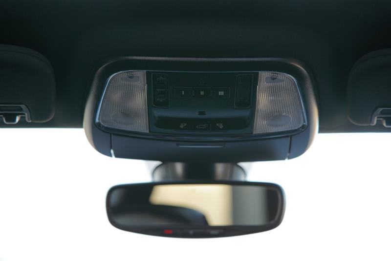 Used 2018 Dodge Durango R/T w/ Blacktop Package AWD/4WD image 94