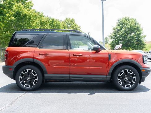 Used 2022 Ford Bronco Sport Outer Banks w/ Tech Package AWD/4WD image 10