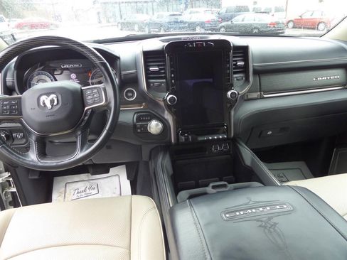 Used 2021 RAM 2500 Limited image 9
