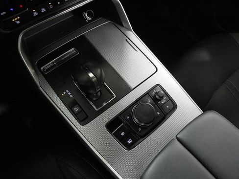 Certified 2025 MAZDA CX-70 3.3 Turbo w/ Preferred Package image 14