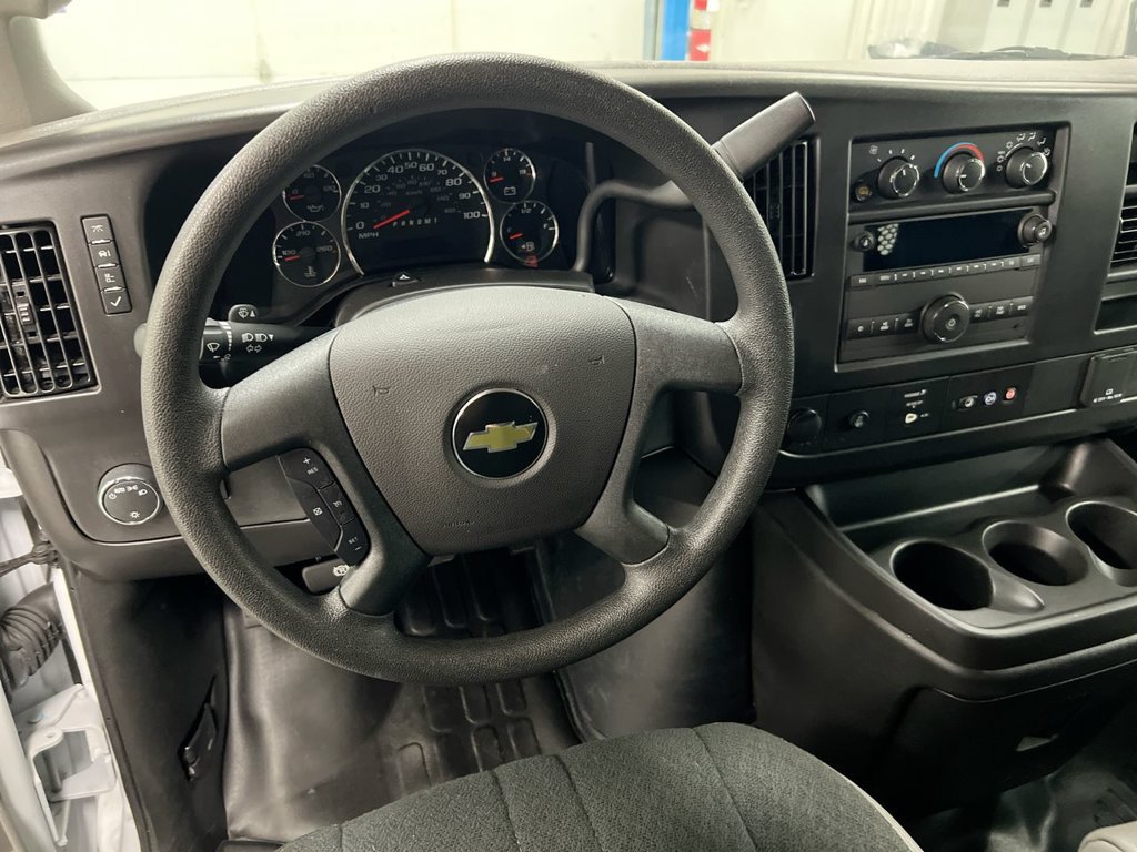 Used 2025 Chevrolet Express 2500 w/ Driver Convenience Package RWD image 11