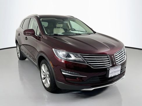 Used 2017 Lincoln MKC Select w/ Select Plus Package AWD/4WD image 7