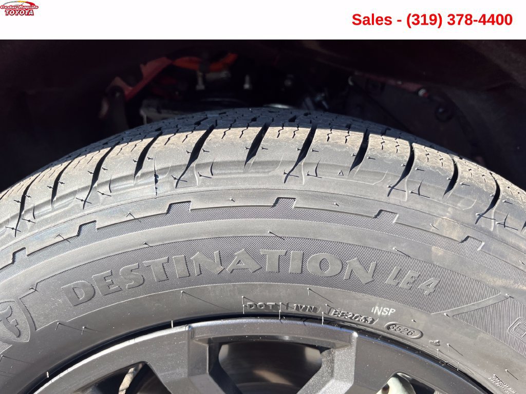 Certified 2024 Toyota Sequoia Platinum AWD/4WD image 14