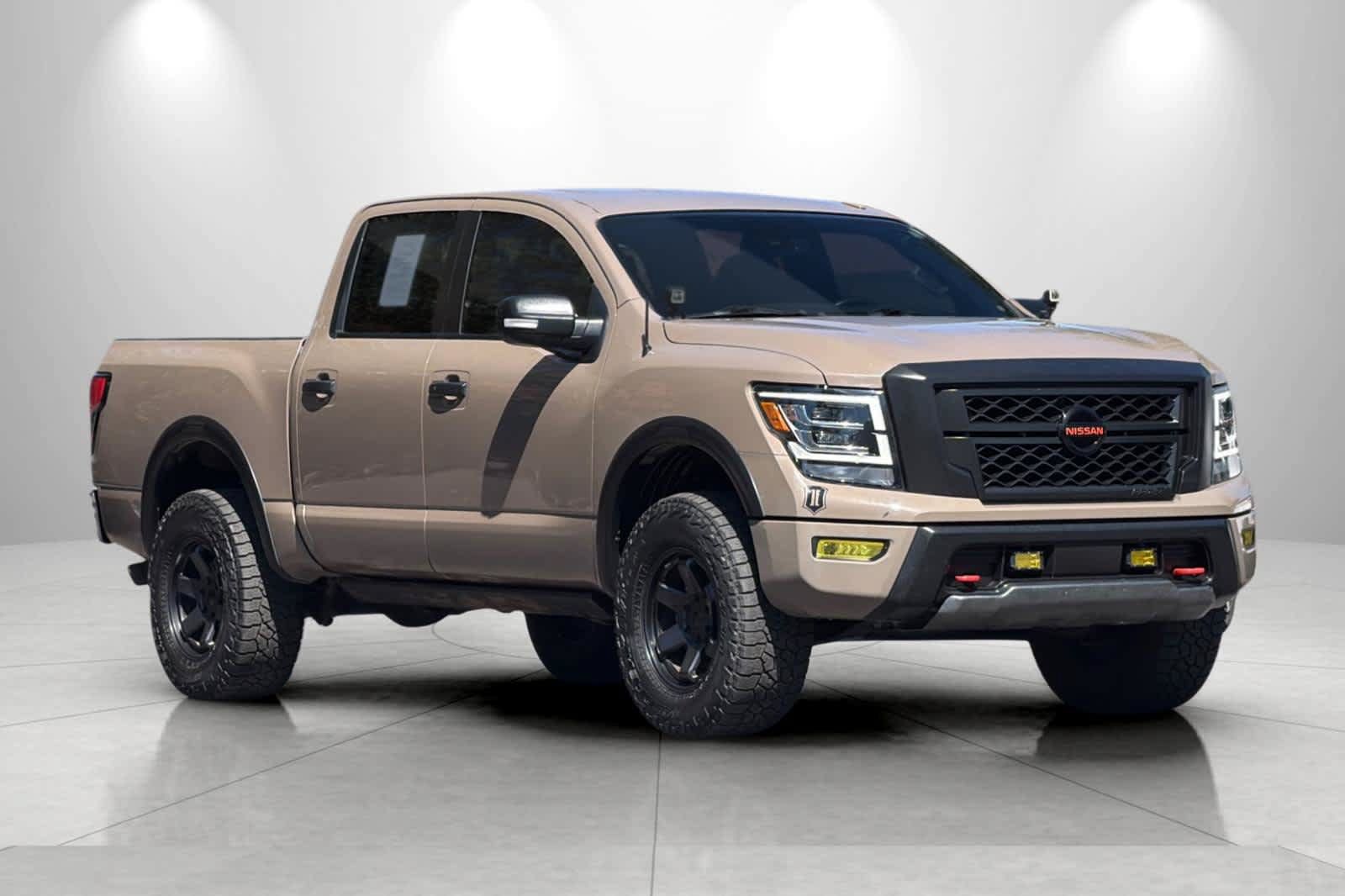 Used 2021 Nissan Titan PRO-4X w/ Off Road Protection Package AWD/4WD image 9