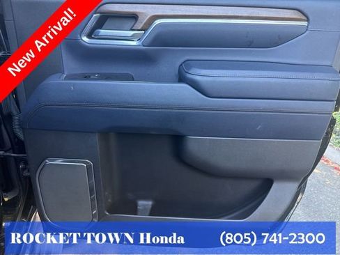 Used 2024 Chevrolet Silverado 2500 High Country w/ High Country Premium Package image 11