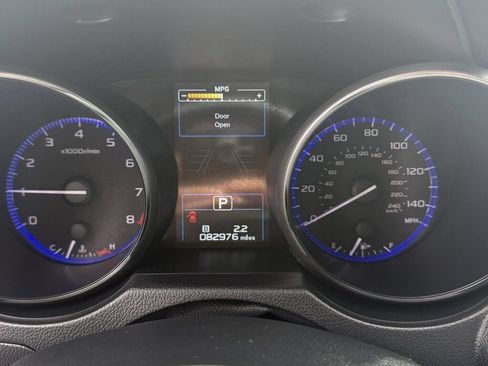 Used 2016 Subaru Outback 2.5i Limited AWD/4WD image 32
