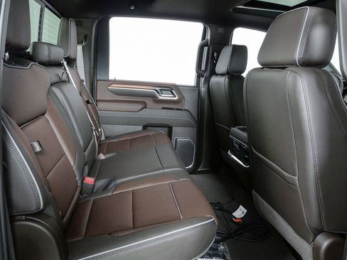 New 2026 GMC Sierra 2500 Denali w/ Denali Reserve Package AWD/4WD image 22
