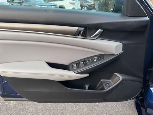 Used 2020 Honda Accord LX image 15