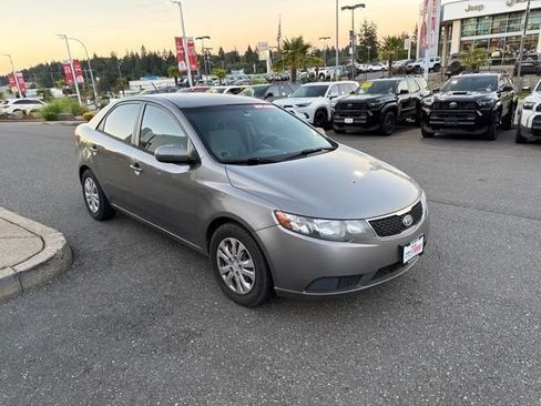 Used 2012 Kia Forte EX w/ Fuel Economy Pkg FWD image 2